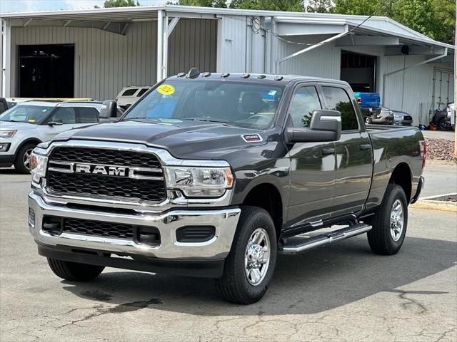 2024 RAM Ram 2500 RAM 2500 TRADESMAN CREW CAB 4X4 64 BOX