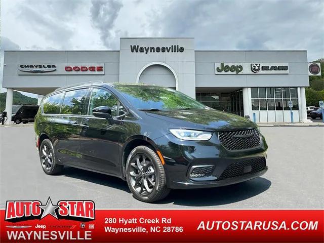 2024 Chrysler Pacifica PACIFICA LIMITED AWD