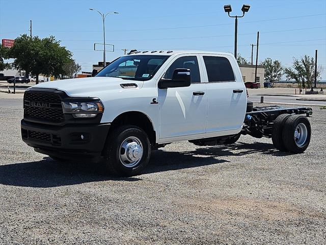 2024 RAM Ram 3500 Chassis Cab RAM 3500 TRADESMAN CREW CAB CHASSIS 4X4 60 CA