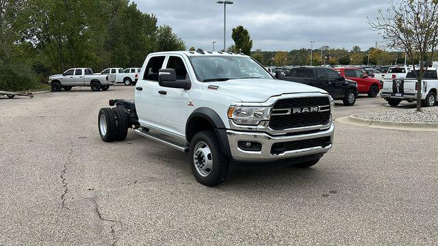 2024 RAM Ram 5500 Chassis Cab RAM 5500 TRADESMAN CHASSIS CREW CAB 4X4 60 CA