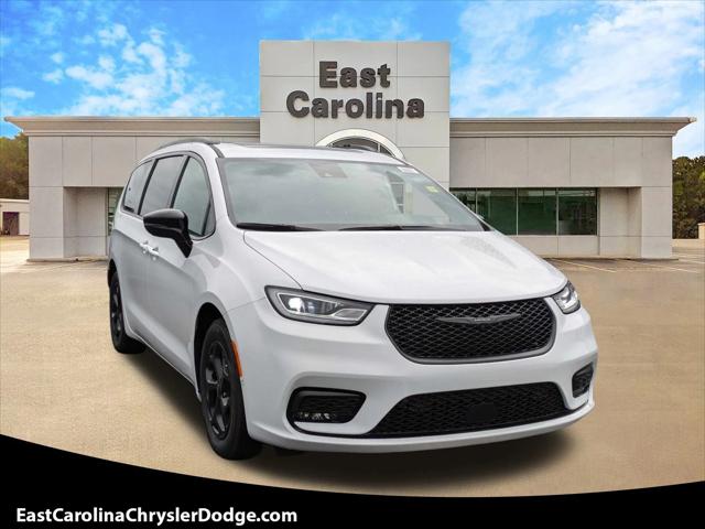 2024 Chrysler Pacifica Hybrid PACIFICA PLUG-IN HYBRID PREMIUM S APPEARANCE