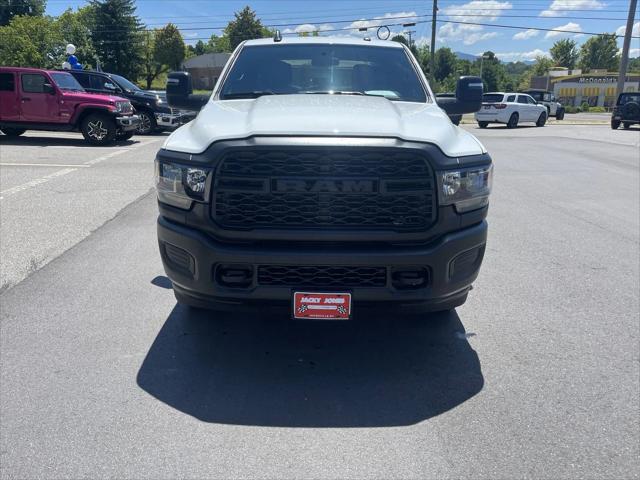 2024 RAM Ram 2500 RAM 2500 TRADESMAN CREW CAB 4X4 8 BOX