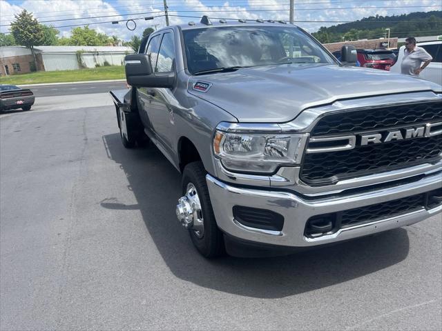 2024 RAM Ram 3500 Chassis Cab RAM 3500 TRADESMAN CREW CAB CHASSIS 4X4 60 CA