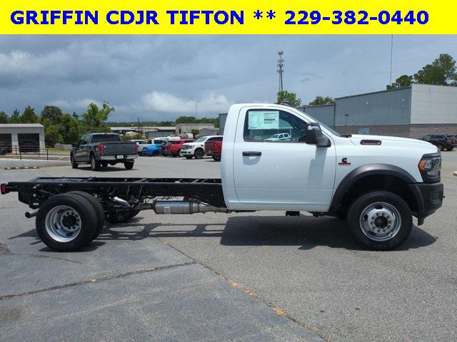 2024 RAM Ram 5500 Chassis Cab RAM 5500 TRADESMAN CHASSIS REGULAR CAB 4X4 84 CA