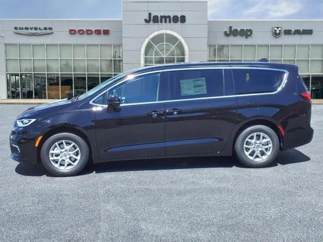 2024 Chrysler Pacifica PACIFICA TOURING L