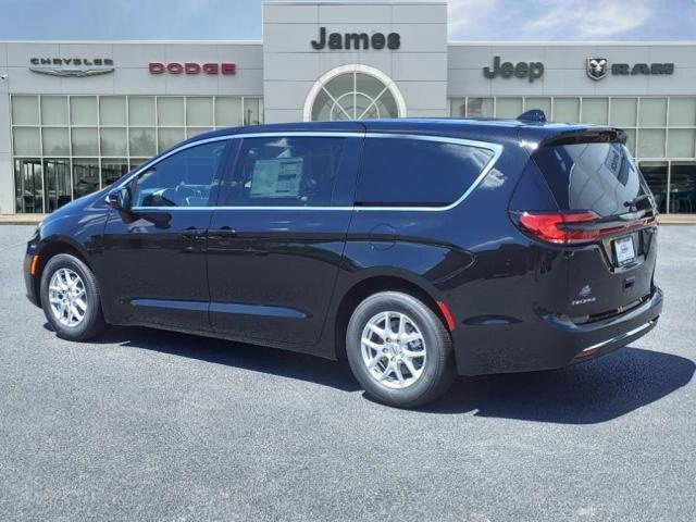 2024 Chrysler Pacifica PACIFICA TOURING L