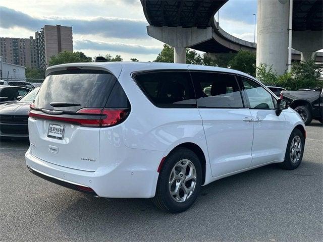 2024 Chrysler Pacifica PACIFICA LIMITED