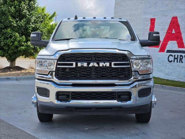 2024 RAM Ram 3500 RAM 3500 TRADESMAN CREW CAB 4X4 8 BOX