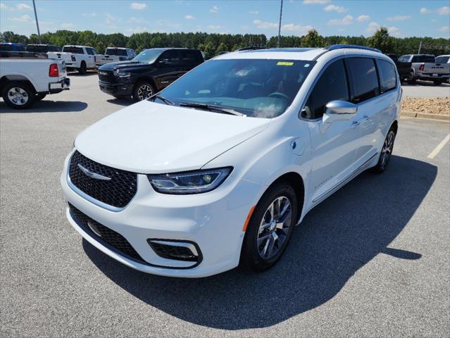 2024 Chrysler Pacifica Hybrid PACIFICA PLUG-IN HYBRID PINNACLE