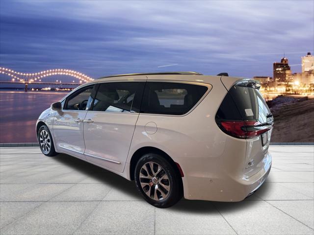 2024 Chrysler Pacifica Hybrid PACIFICA PLUG-IN HYBRID PINNACLE