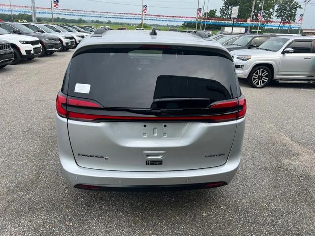 2024 Chrysler Pacifica PACIFICA LIMITED