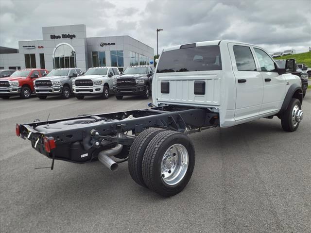 2024 RAM Ram 5500 Chassis Cab RAM 5500 TRADESMAN CHASSIS CREW CAB 4X4 60 CA