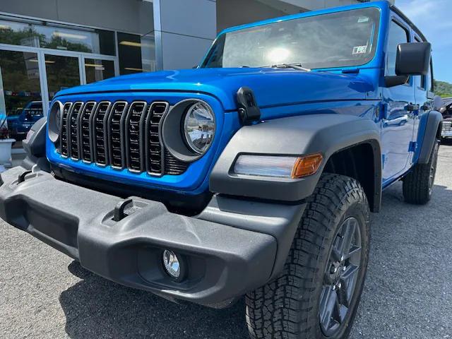 2024 Jeep Wrangler WRANGLER 4-DOOR SPORT S