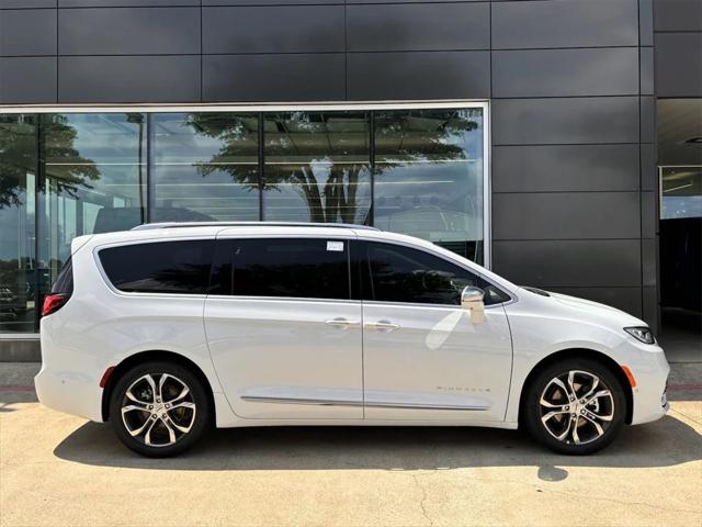 2024 Chrysler Pacifica PACIFICA PINNACLE