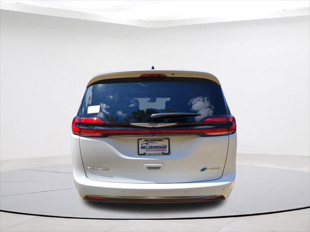 2024 Chrysler Pacifica Hybrid PACIFICA PLUG-IN HYBRID PINNACLE