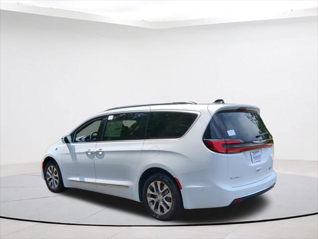 2024 Chrysler Pacifica Hybrid PACIFICA PLUG-IN HYBRID PINNACLE