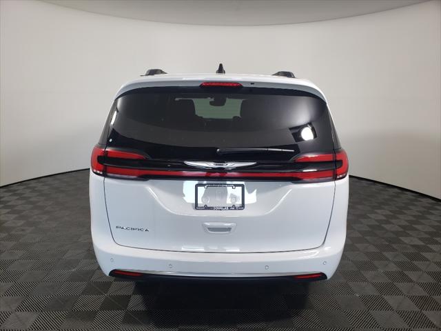 2024 Chrysler Pacifica PACIFICA PINNACLE