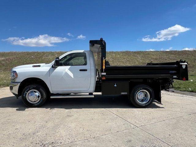 2024 RAM Ram 3500 Chassis Cab RAM 3500 TRADESMAN CHASSIS REGULAR CAB 4X4 60 CA