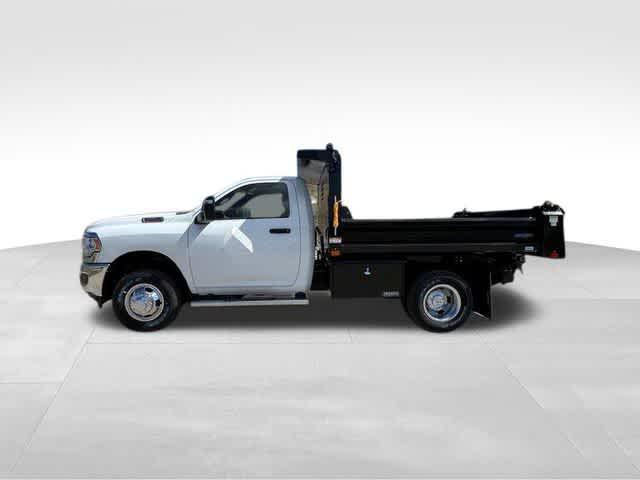 2024 RAM Ram 3500 Chassis Cab RAM 3500 TRADESMAN CHASSIS REGULAR CAB 4X4 60 CA 2024 RAM Ram 3500 Chassis Cab RAM 3500 TRADESMAN CHASSIS REGULAR CAB 4X4 60 CA