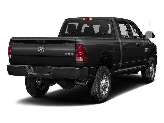 2017 RAM 3500 Tradesman Crew Cab 4x4 8 Box