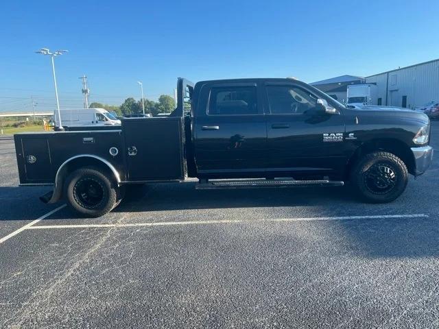 2017 RAM 3500 Tradesman Crew Cab 4x4 8 Box