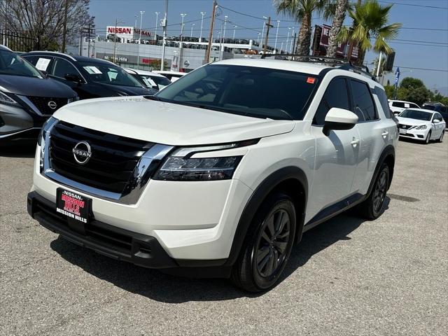 2022 Nissan Pathfinder SV 2WD