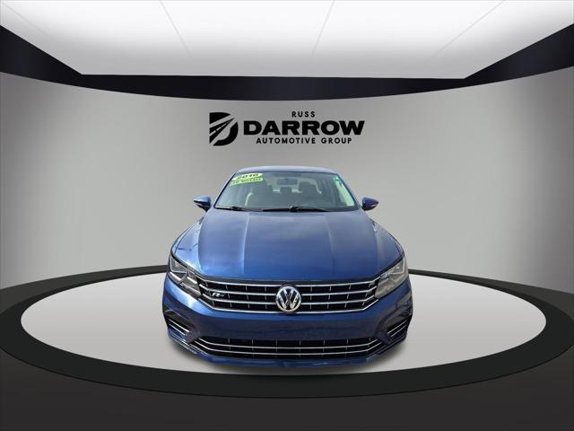 2016 Volkswagen Passat 1.8T R-Line