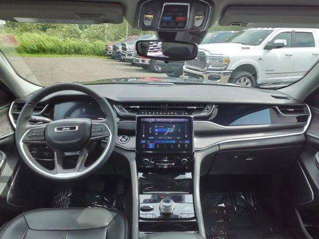 2023 Jeep Grand Cherokee Unknown
