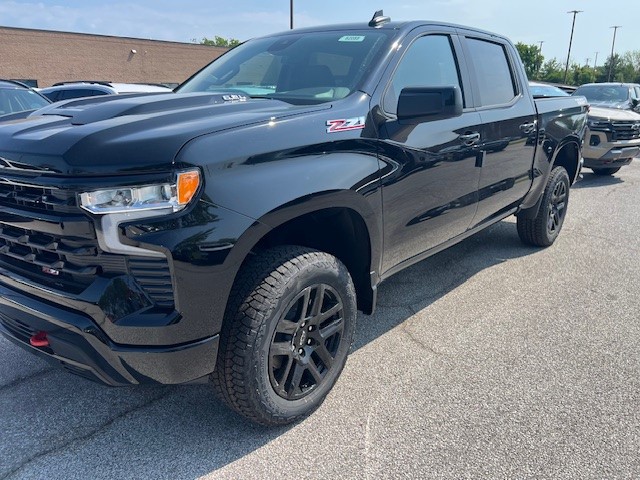 2024 Chevrolet Silverado 1500 4WD Crew Cab Short Bed LT Trail Boss