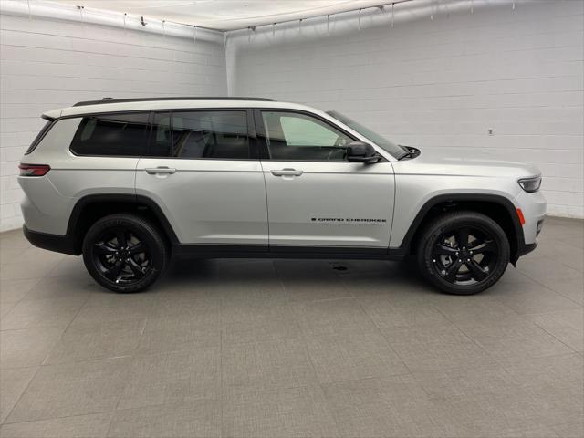 2024 Jeep Grand Cherokee GRAND CHEROKEE L ALTITUDE X 4X4