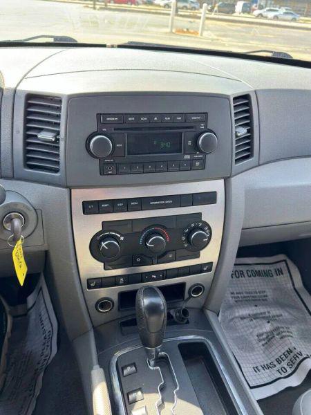 2006 Jeep Grand Cherokee Laredo