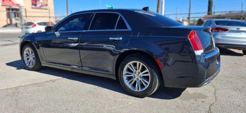 2016 Chrysler 300 300C Sedan 4D