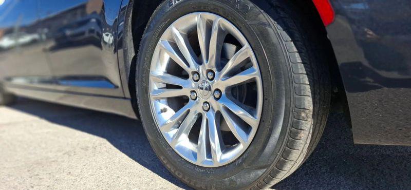 2016 Chrysler 300 300C Sedan 4D