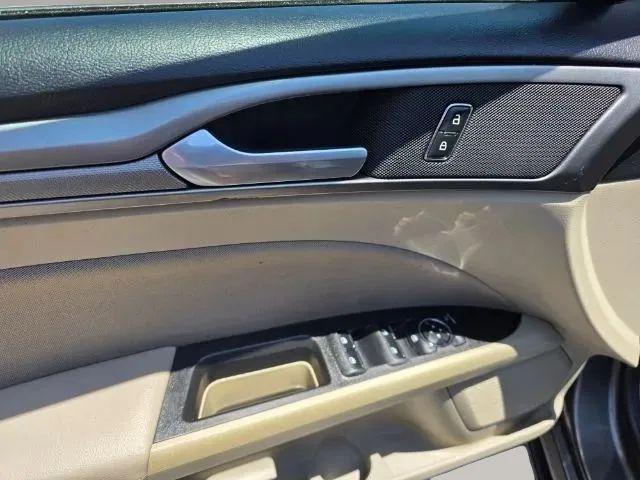 2019 Ford Fusion SE