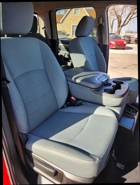 2020 Ram 1500 SLT Crew Cab 4x2 6'4" Box