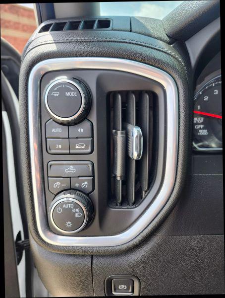 2021 Chevrolet Silverado 1500 4WD Crew Cab Short Bed LT