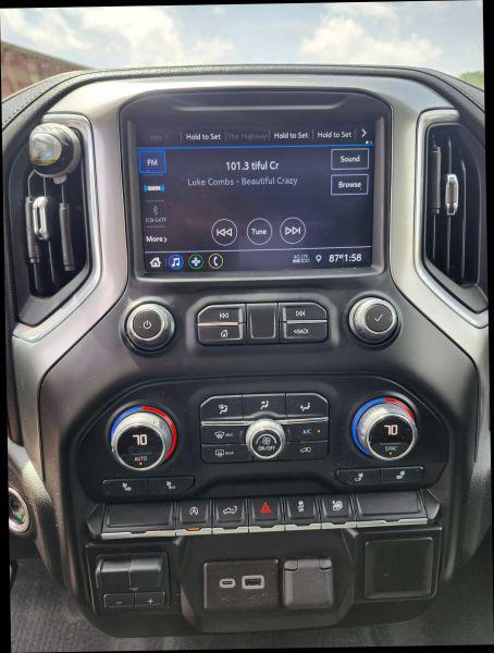 2021 Chevrolet Silverado 1500 4WD Crew Cab Short Bed LT