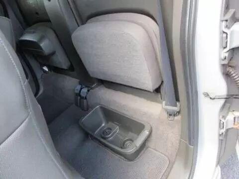 2010 Nissan Frontier LE