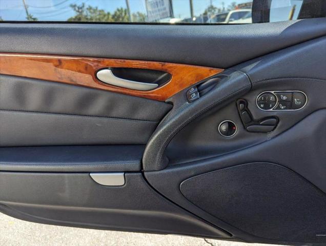 2009 Mercedes-Benz SL SL 550 SL 550 Roadster 2D