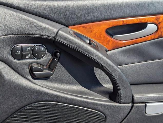 2009 Mercedes-Benz SL SL 550 SL 550 Roadster 2D