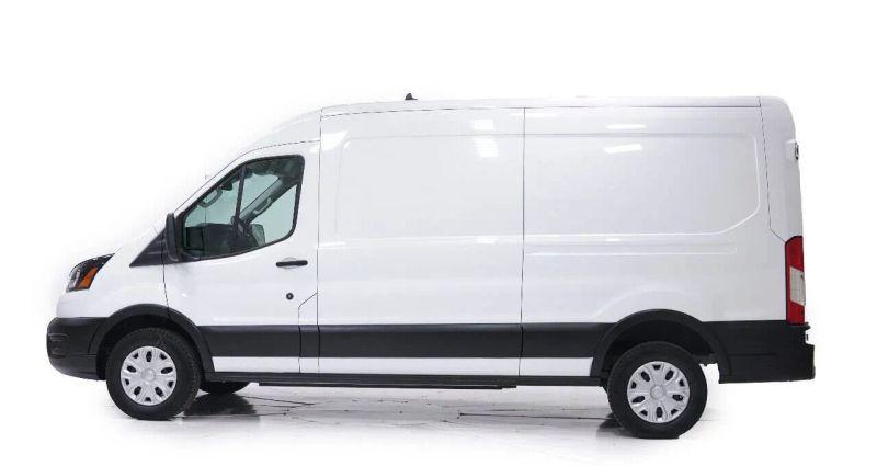 2022 Ford E-Transit-350 Cargo Van Medium Roof w/LWB Van 3D