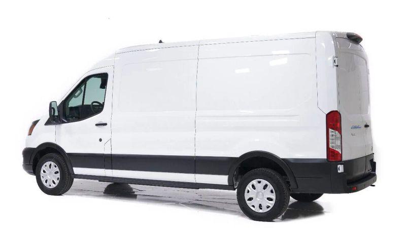 2022 Ford E-Transit-350 Cargo Van Medium Roof w/LWB Van 3D