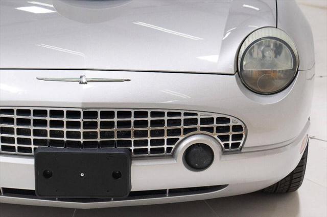 2005 Ford Thunderbird Deluxe Convertible 2D