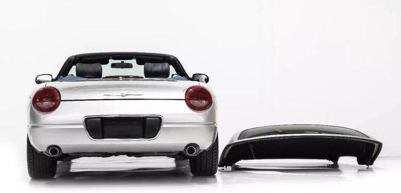 2005 Ford Thunderbird Deluxe Convertible 2D