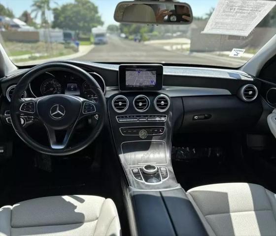 2017 Mercedes-Benz C-CLASS C 300 Luxury