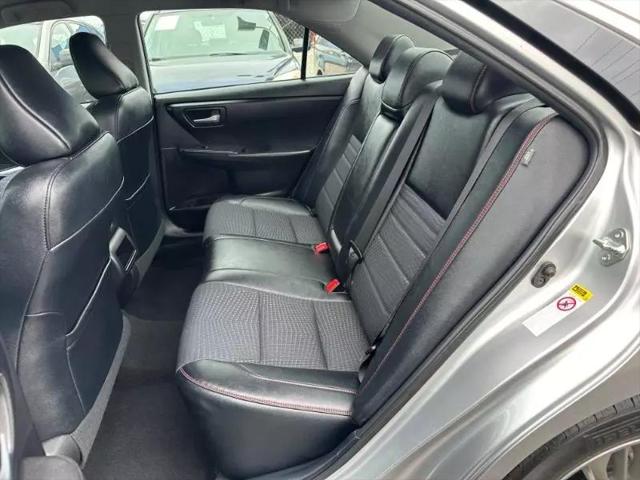 2015 Toyota Camry SE