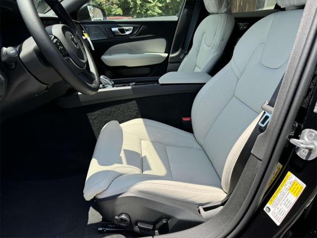 2024 Volvo V60 Cross Country B5 Ultimate