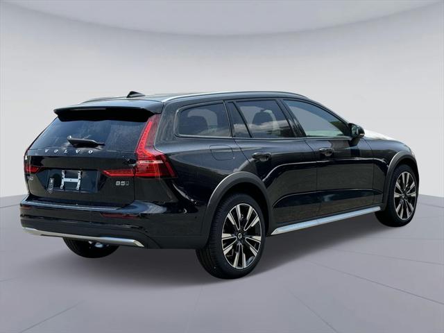 2024 Volvo V60 Cross Country B5 Ultimate