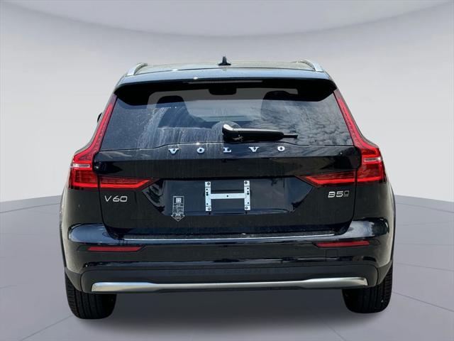2024 Volvo V60 Cross Country B5 Ultimate