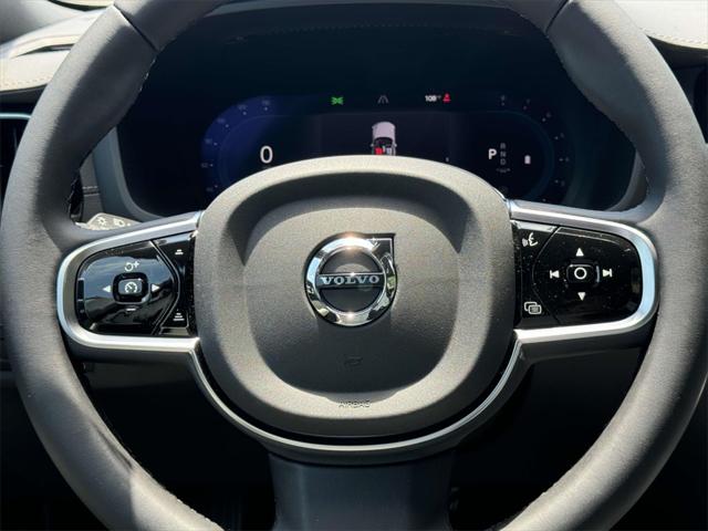 2024 Volvo V60 Cross Country B5 Ultimate